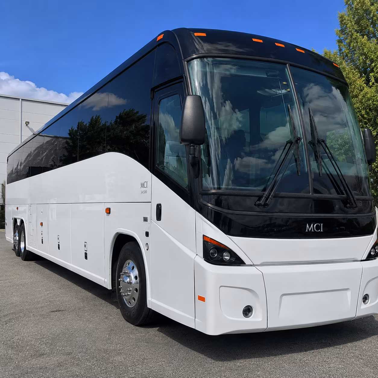 charter buses for loveland concerts and festival events