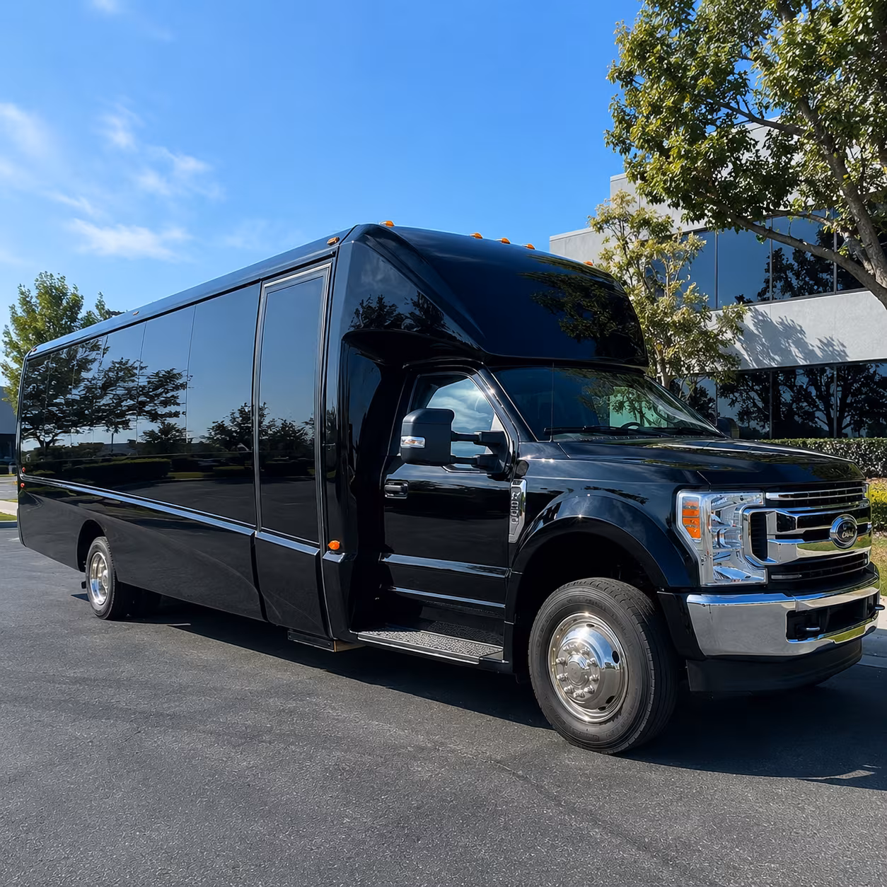 minibus rentals for berthoud and windsor prom groups headed to loveland