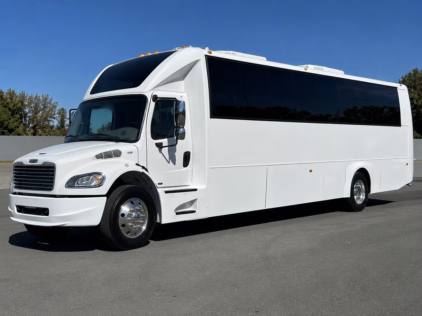 party buses and charter buses for broncos rockies and avalanche games in denver