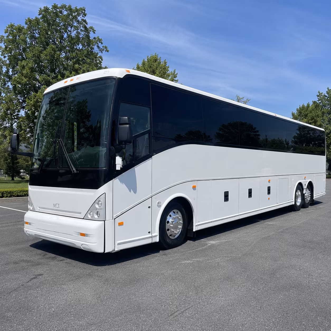 prom bus rentals for pre party dinners and after prom events in loveland